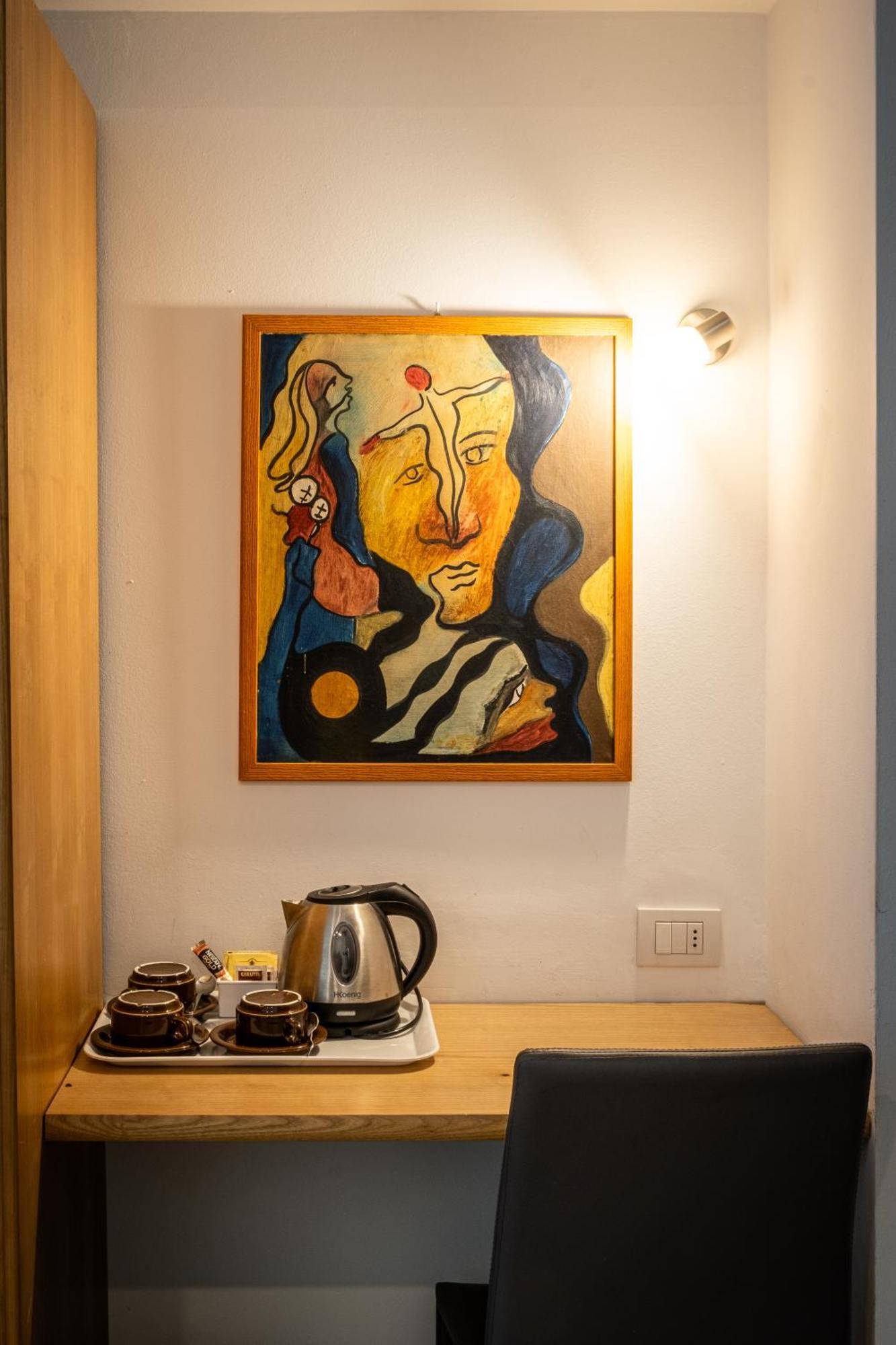 Hotel Sonenga Менаджо Екстериор снимка